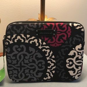 Vera Bradley Canterberry Magenta Tablet Sleeve